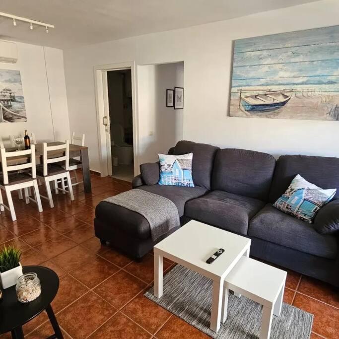 Appartement Apartman Los Cristianos-Cristimar à Los Cristianos  Extérieur photo