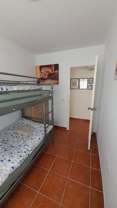 Appartement Apartman Los Cristianos-Cristimar à Los Cristianos  Extérieur photo