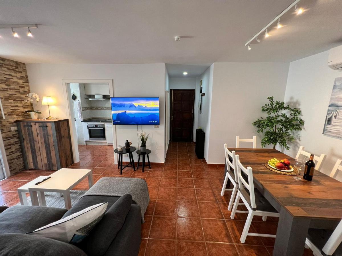 Appartement Apartman Los Cristianos-Cristimar à Los Cristianos  Extérieur photo