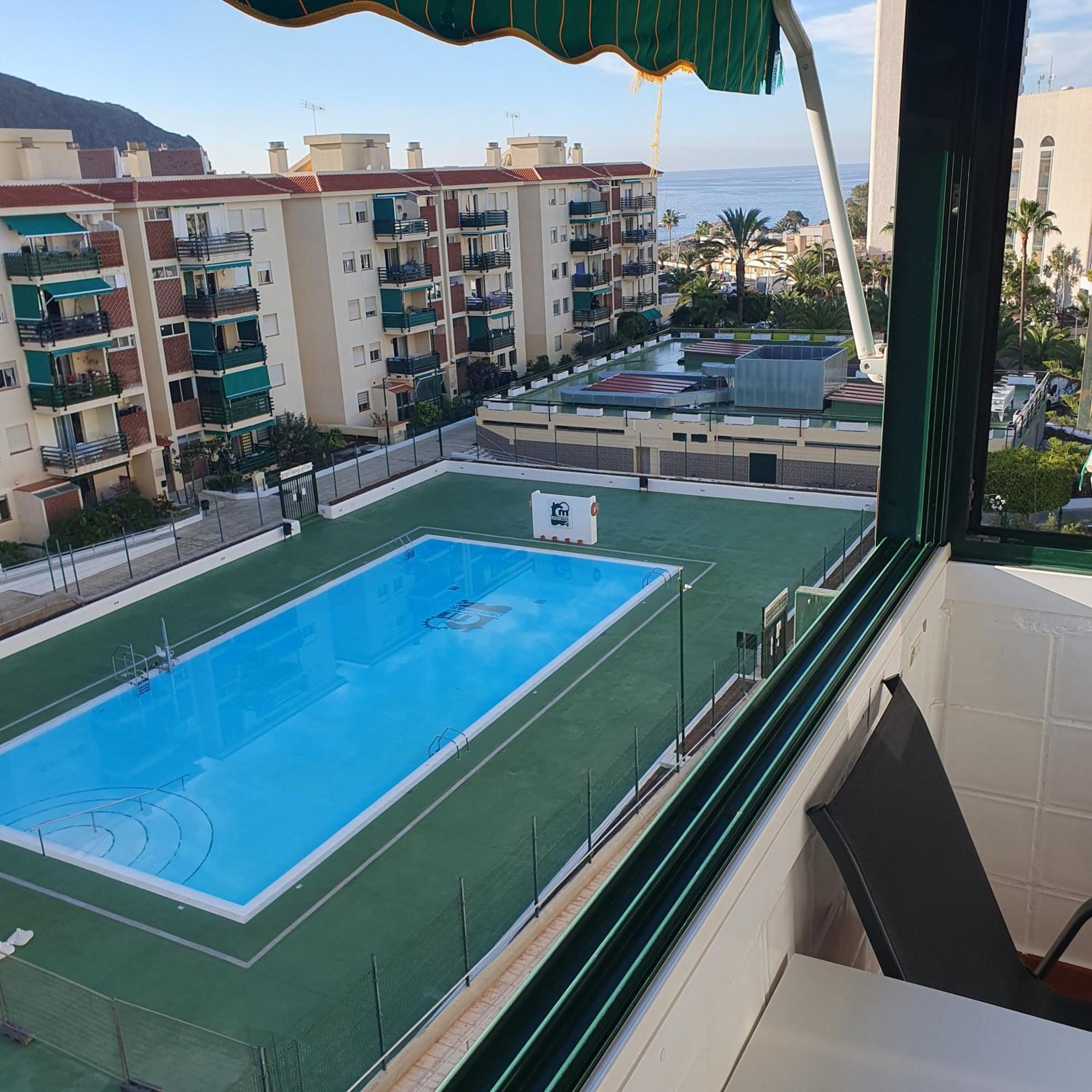 Appartement Apartman Los Cristianos-Cristimar à Los Cristianos  Extérieur photo